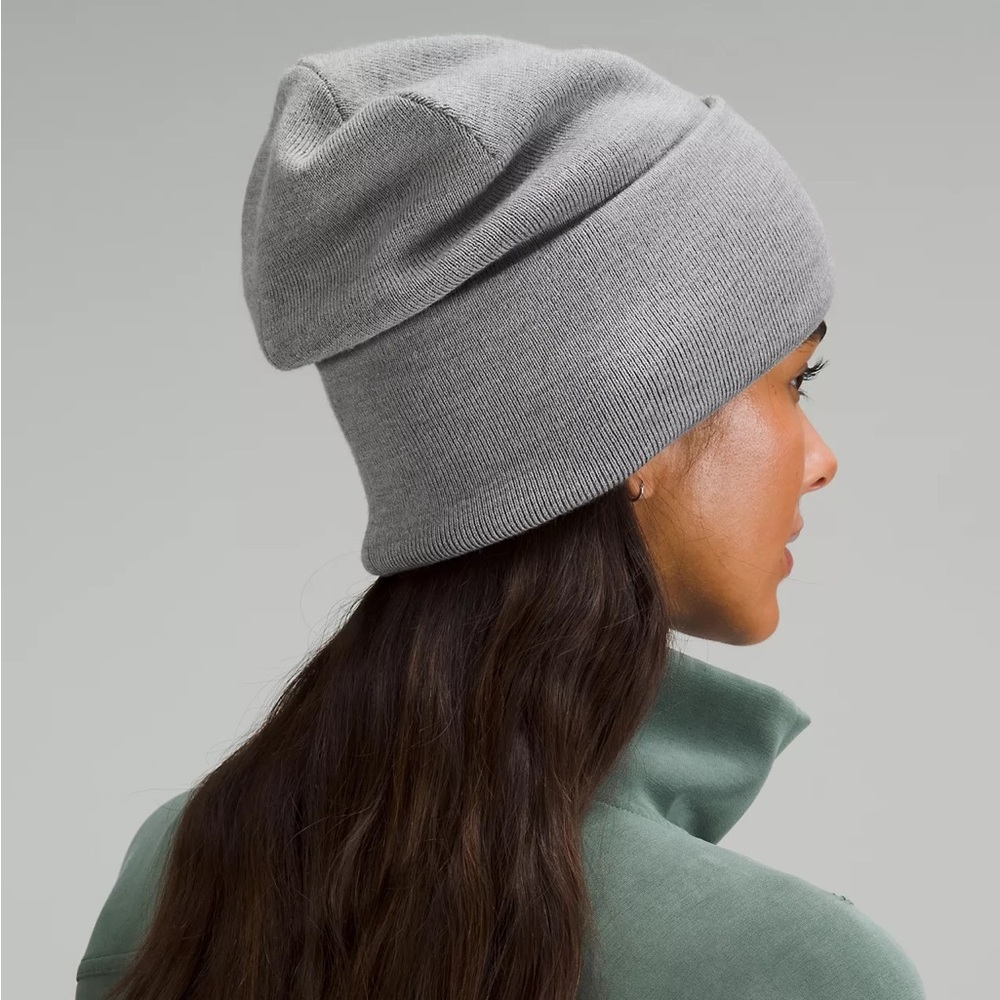 Sold! Lululemon NWT Warm Revelation Beanie L/XL SOLD other platform - Picture 2 of 8